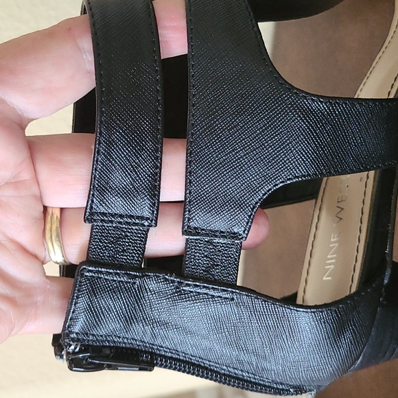 Nine West black ankle strap heels - Picture 7 of 7